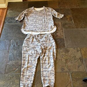 Camouflage Lounge Set by Neon Buddha